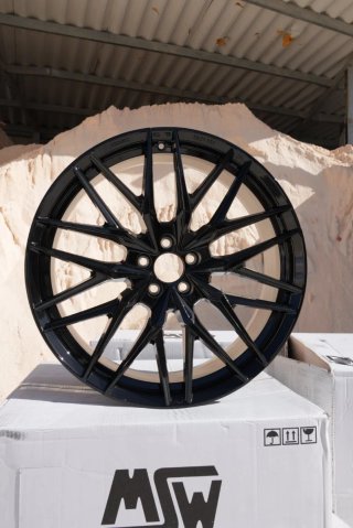 Llantas MSW 50 by OZ 8.5x21 ET45 Gloss Black