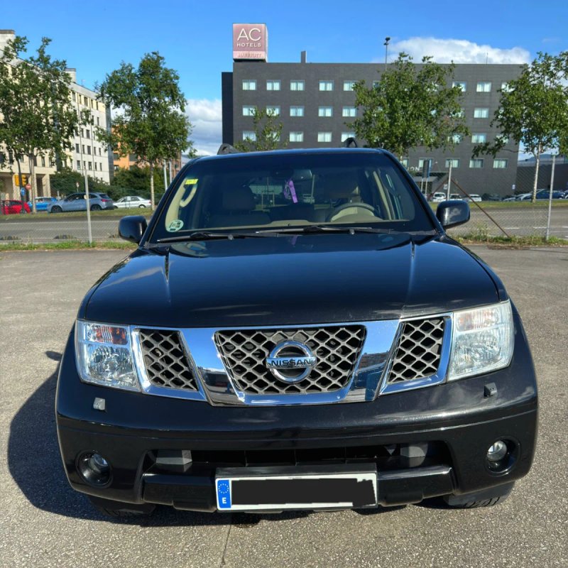 Nissan Pathfinder 2006 - foto 1