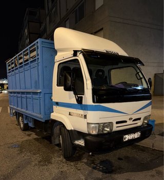 Nissan Cabstar 1999