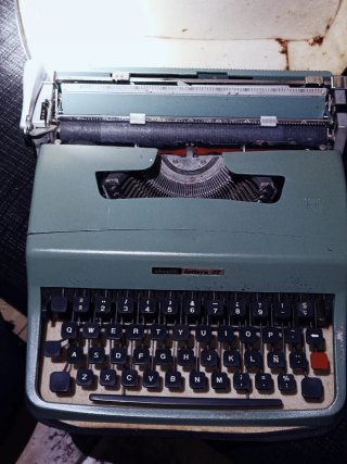 Olivetti Lettera 32 Máquina de Escribir