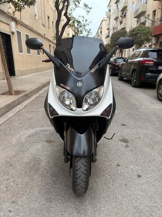 Yamaha Tmax 500 Maxi Scooter