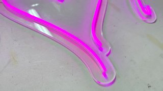 Letrero Neón LED Morado Corazón C T