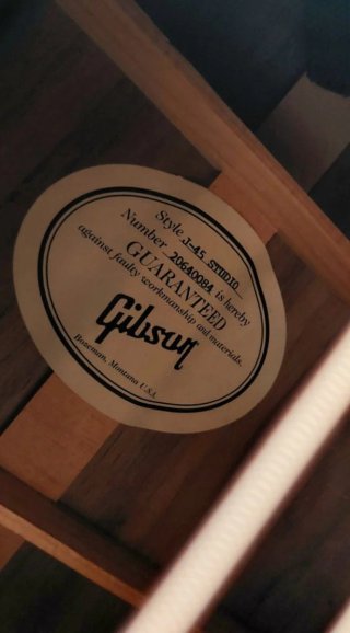 OFERTÓN!! Gibson J-45 Studio Walnut