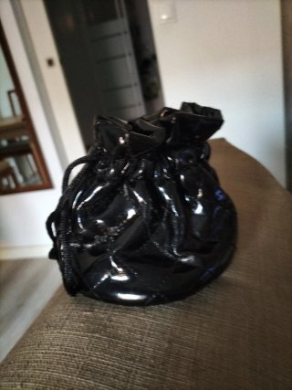 Bolso Guess Negro Corazón