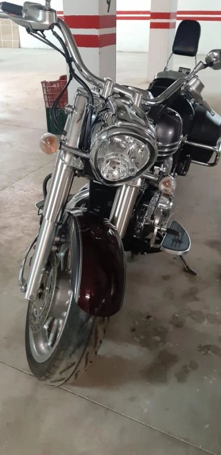 Yamaha XV Midnight Star 1900