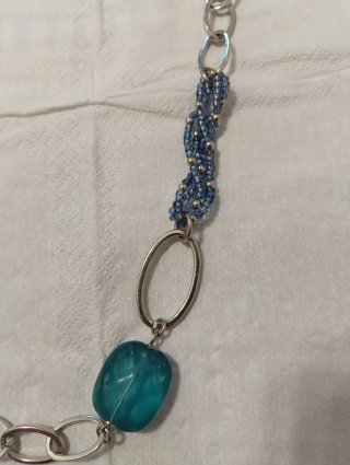 Collana a catena con pietra e perline