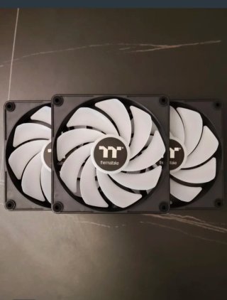 Thermaltake CT140 EX Reverse Fan ARGB