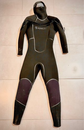 Traje neopreno Aqualung mujer 7mm con capucha