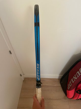 Raqueta de tenis Dunlop FX500 en okay condiciones.