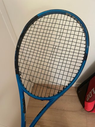 Raqueta de tenis Dunlop FX500 en okay condiciones.
