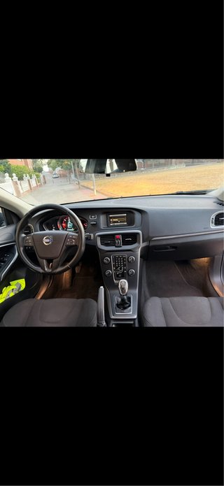 Volvo V40 2014