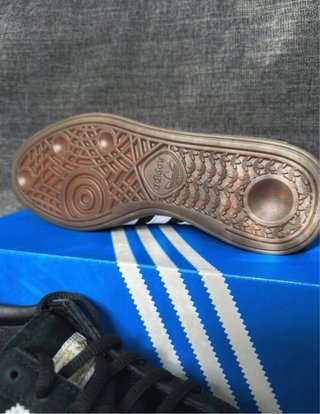 Ténis Adidas Spezial Preto Branco