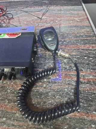 Emisora CB President 40 Canales