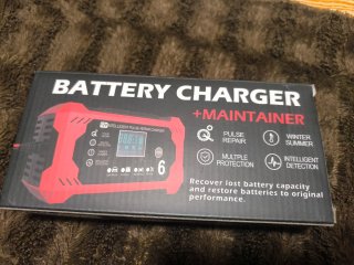 Cargador Batería Coche 12V + Mantenedor