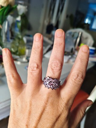 Anillo piedras rosas plata nuevo