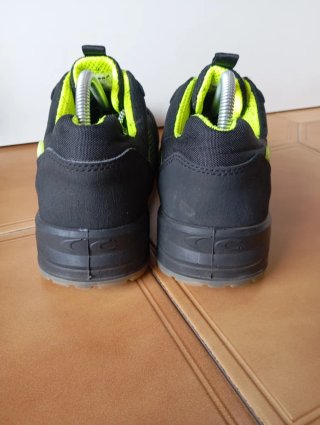 Zapatos de Seguridad Cofra Negros y Verdes
