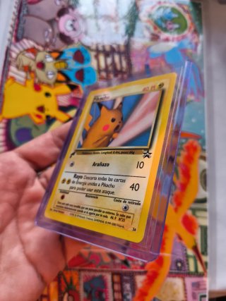 Carta Pokémon Pikachu 26 PROMO PAÍSES