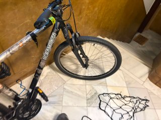 Bicicleta con accesorios