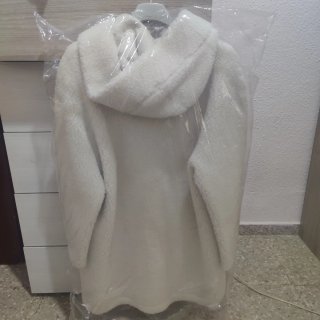 Chaqueta Zara borreguito Talla XS sirve para s.