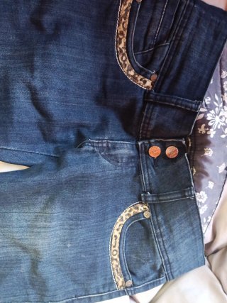 Pantalón vaquero mujer pierna estrecha