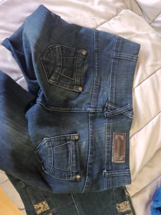 Pantalón vaquero mujer pierna estrecha