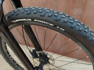 Bicicleta  29"  Carbono Montaña