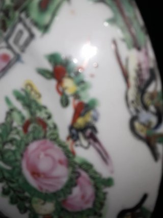 Antiguo plato chino decorado