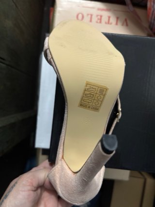 Sandalias de tacón rosa