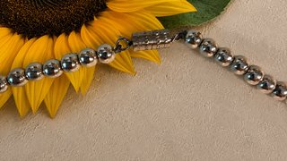 Collana Vintage con Perle Rosse decorate