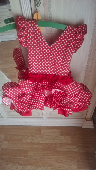 Vestido Flamenca Lunares Rojo solo un uso precioso
