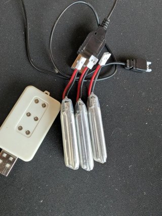 Lote 3 baterías LiPo 3,7 V 800 mAh + cargadores