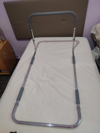 Cama Eléctrica y Protector