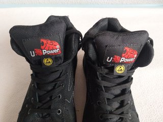 Botas de seguridad.