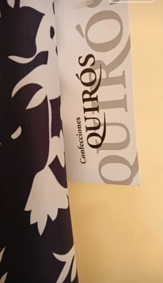 Blusón mujer QUIROS blanco y azul marino estampado