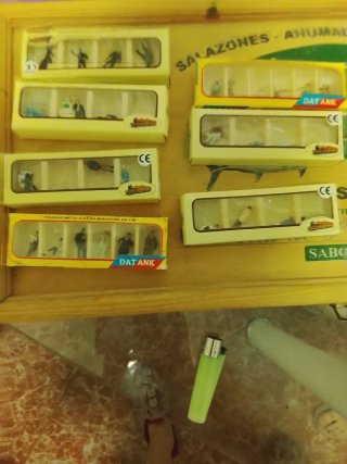 Figuras metálicas en miniatura DATANK HO YN