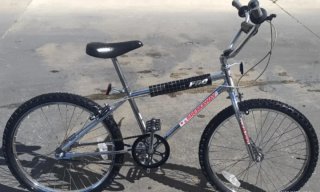 Bicicleta BMX PRO Breakaway