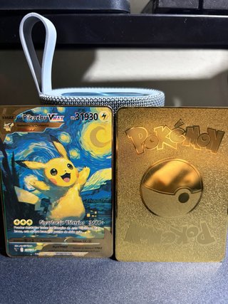 Carta Pokémon Pikachu VMAX Dorada