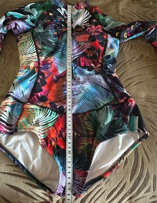 Bañador manga larga estampado tropical