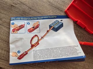 Caja Pistas Hot Wheels Track Builder Acrobacias