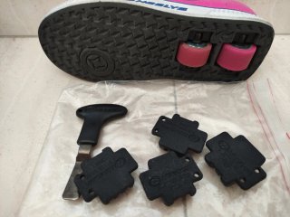 Zapatillas Heelys rosas con ruedas