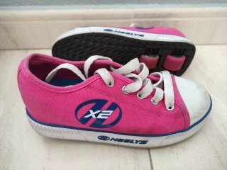 Zapatillas Heelys rosas con ruedas
