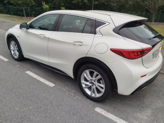 Infiniti Q30 2018 2.2 170 premiun tech 5p s/s 7DCT