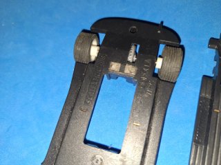 Scalextric lote 3 chasis: Seat Panda , Ford Focus