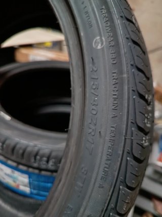 NEUMÁTICOS 225/55 ZR17 NUEVOS