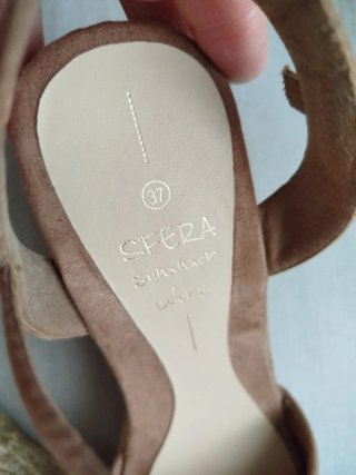 Cuñas Sfera Beige Talla 37