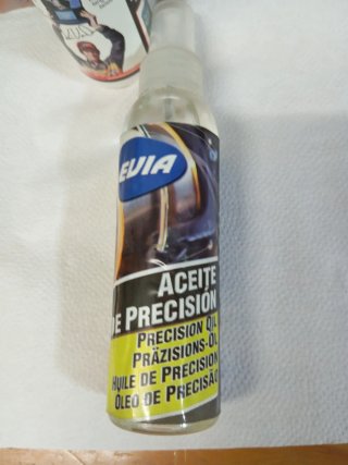Protector Línea Pesca y Aceite Precisión