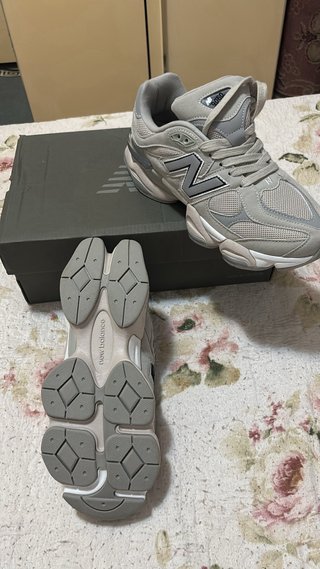 New Balance 9060 Beige/Grigio