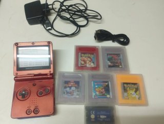 Game Boy Advance SP Roja con juegos