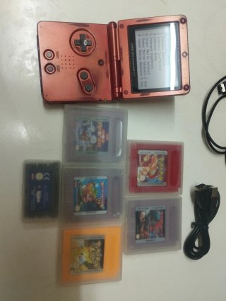 Game Boy Advance SP Roja con juegos