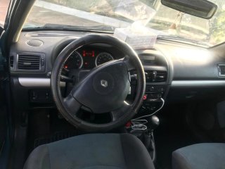 Renault Clio 2005